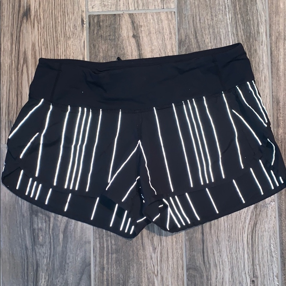 Lululemon Reflective shorts 2.5 in